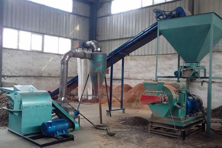 多功能粉碎機(jī) 雙口粉碎機(jī) 邊角料粉碎機(jī) 木頭粉碎機(jī) 小樹枝粉碎機(jī)