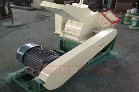 多功能粉碎機(jī) 雙口粉碎機(jī) 邊角料粉碎機(jī) 木頭粉碎機(jī) 小樹枝粉碎機(jī)